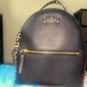 One size, backpack, (kate spade) original brand color: black/tiger color. (used)